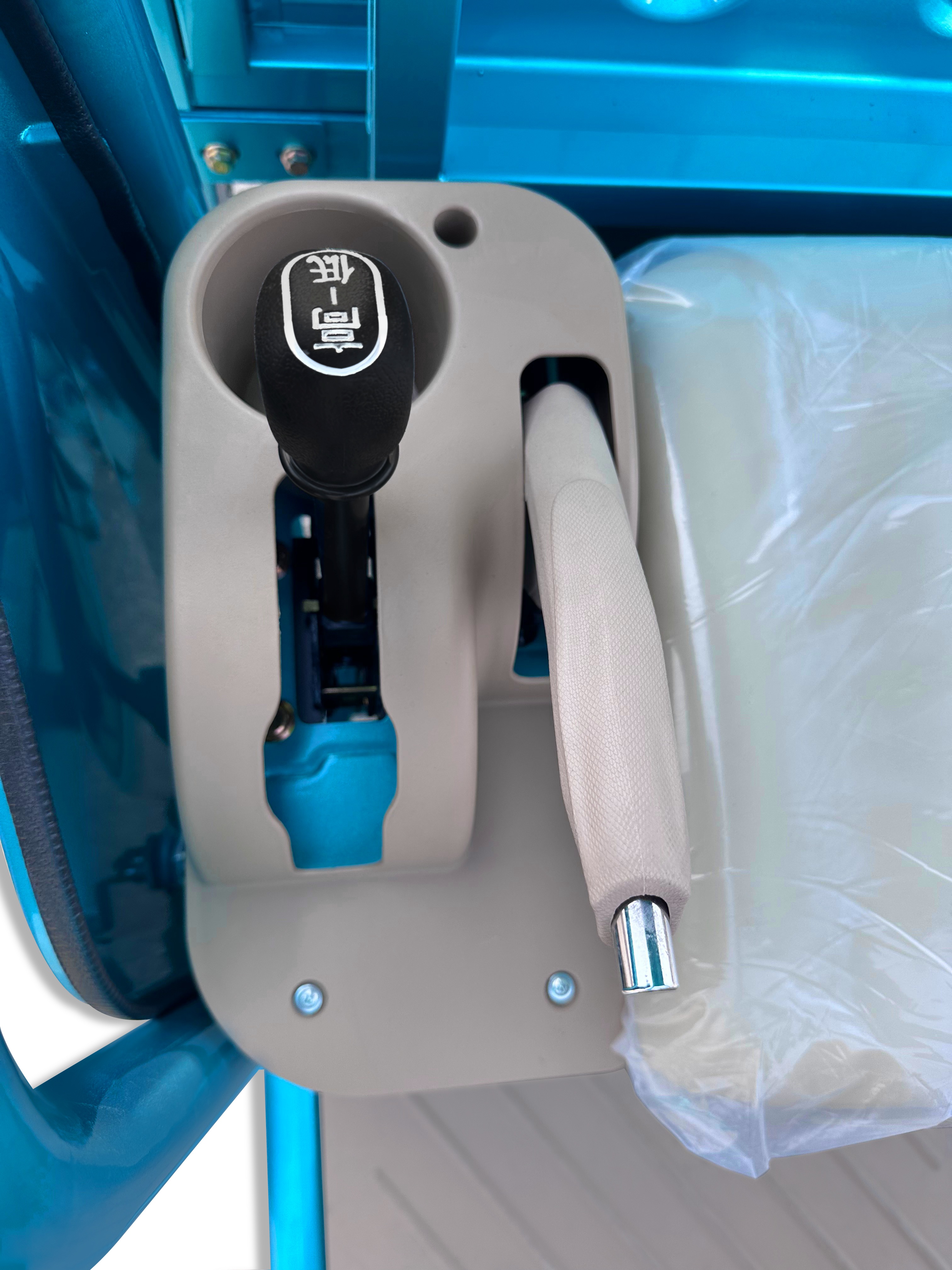 Electric Cargo Passenger Tricycle with 800W Motor （DH-215）