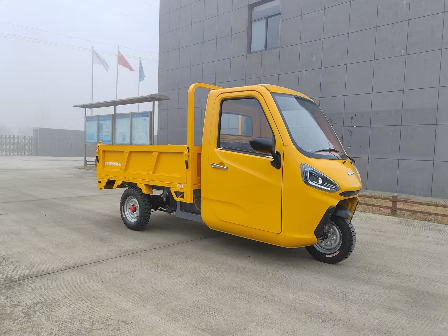 Heavy-Duty Electric Tricycle for Utility Transport and Delivery （DB-118）